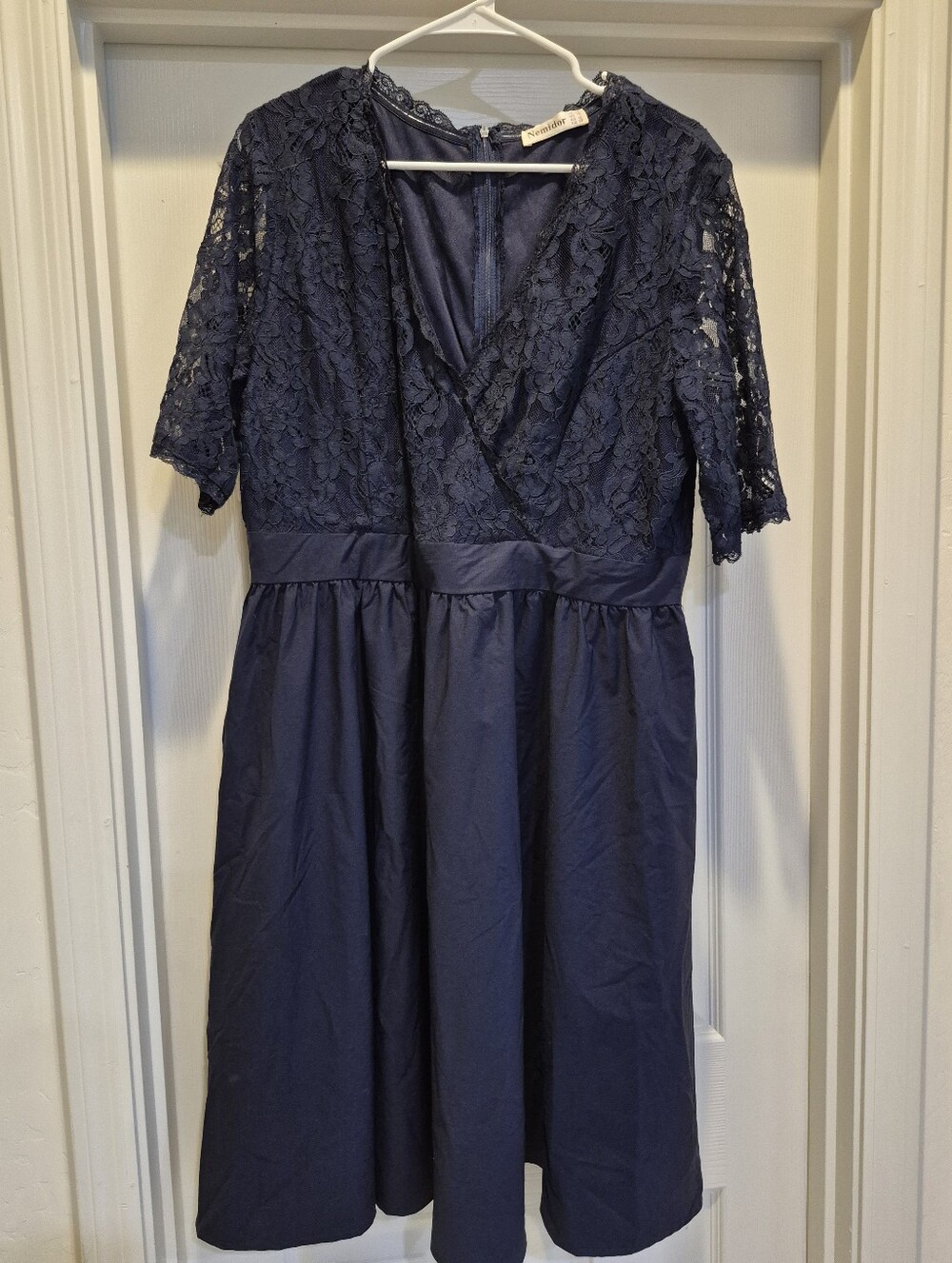 EUC Nemidor Plus Size Lace Bodice V Neck Navy Swing Formal Dress